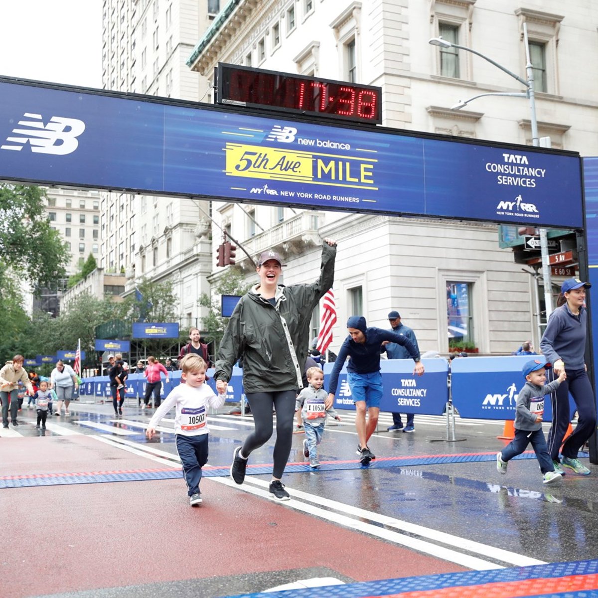 Rising New York Road Runners at the New Balance 5th Ave Mile