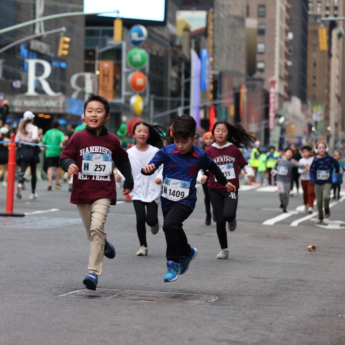 2024 Times Square Kids Run at the United Airlines NYC Half