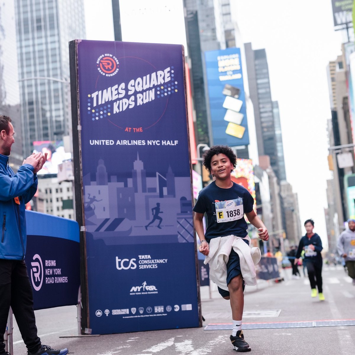 2024 Times Square Kids Run at the United Airlines NYC Half