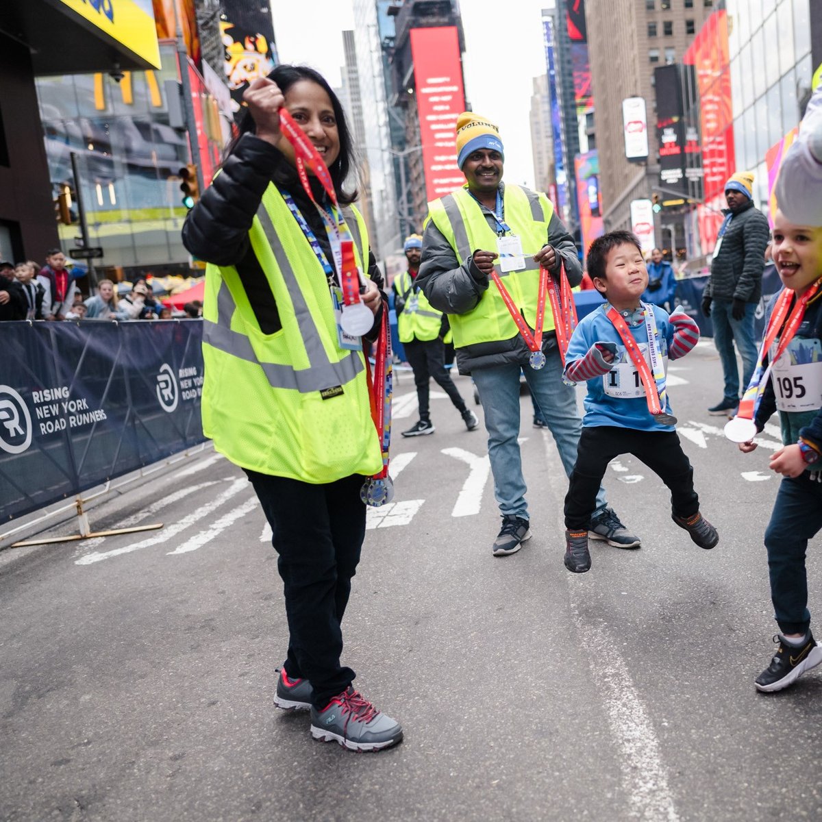 2024 Times Square Kids Run at the United Airlines NYC Half