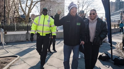 2024 NYRR Brooklyn Bridge Walk in Partnership with NYC DOT