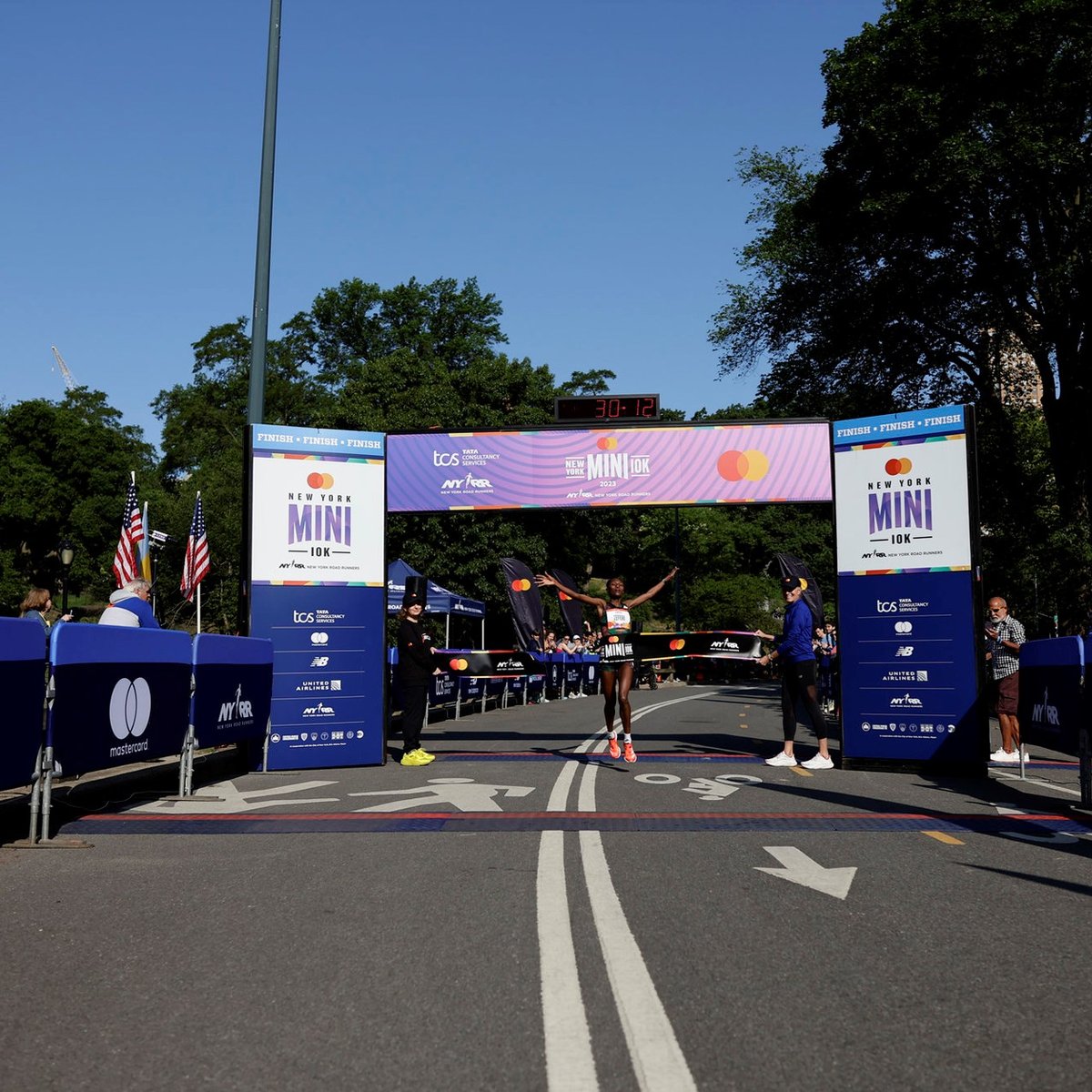 2023 Mastercard® New York Mini 10K - Pro Field