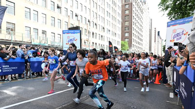 2023 Girls Run at the Mastercard® New York Mini 10K