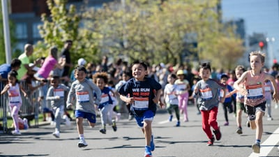 Rising New York Road Runners at the NYRR Newport 5K - Stage 1