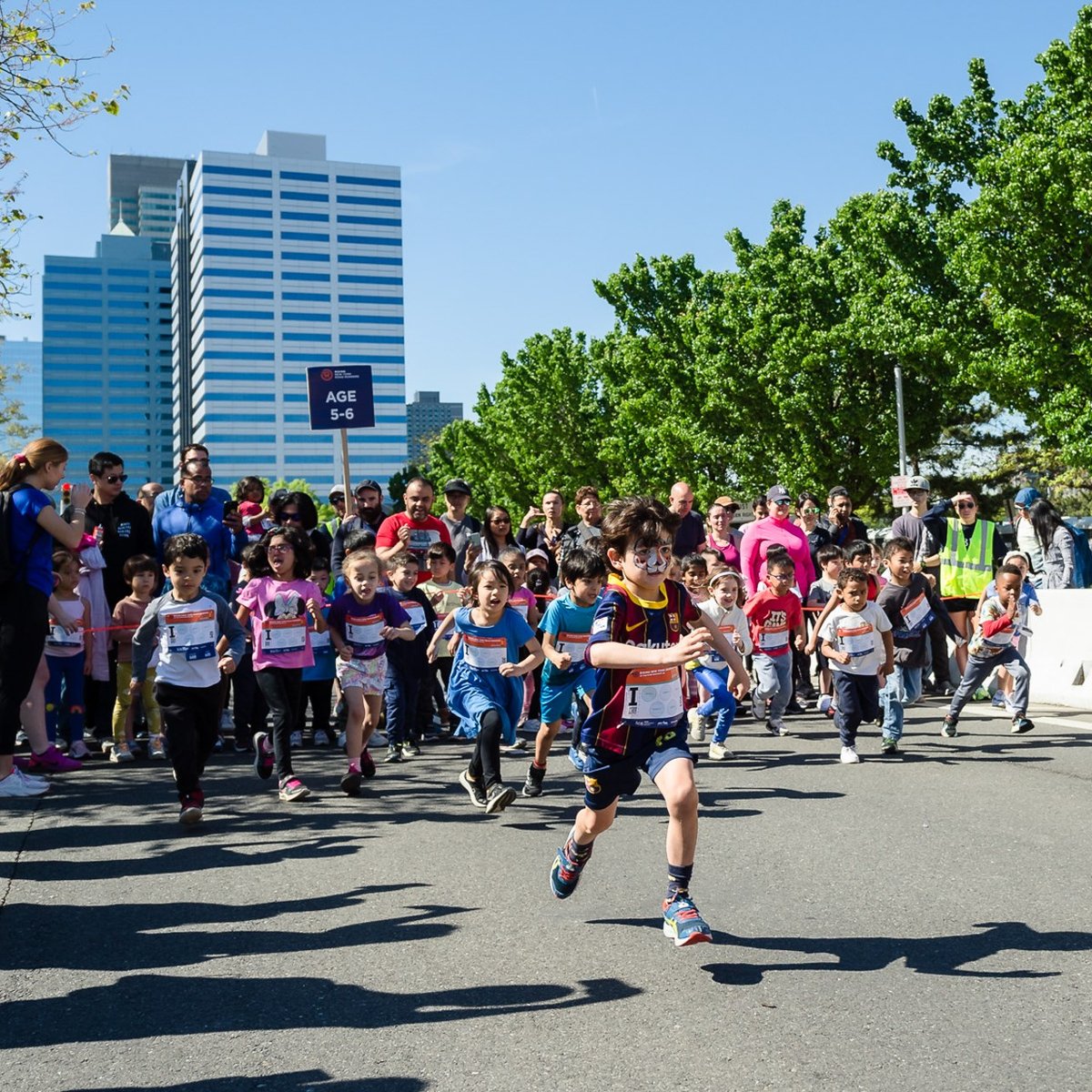 Rising New York Road Runners at the NYRR Newport 5K - Stage 1