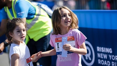Rising New York Road Runners at the NYRR Newport 5K - Stage 1