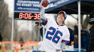 NYRR Gridiron 4M presented by The FLAG Art Foundation