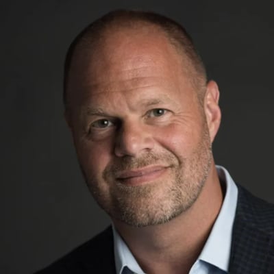 Headshot of Steven Forti