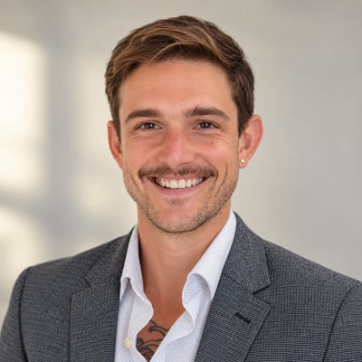 Headshot of Brady Holmer