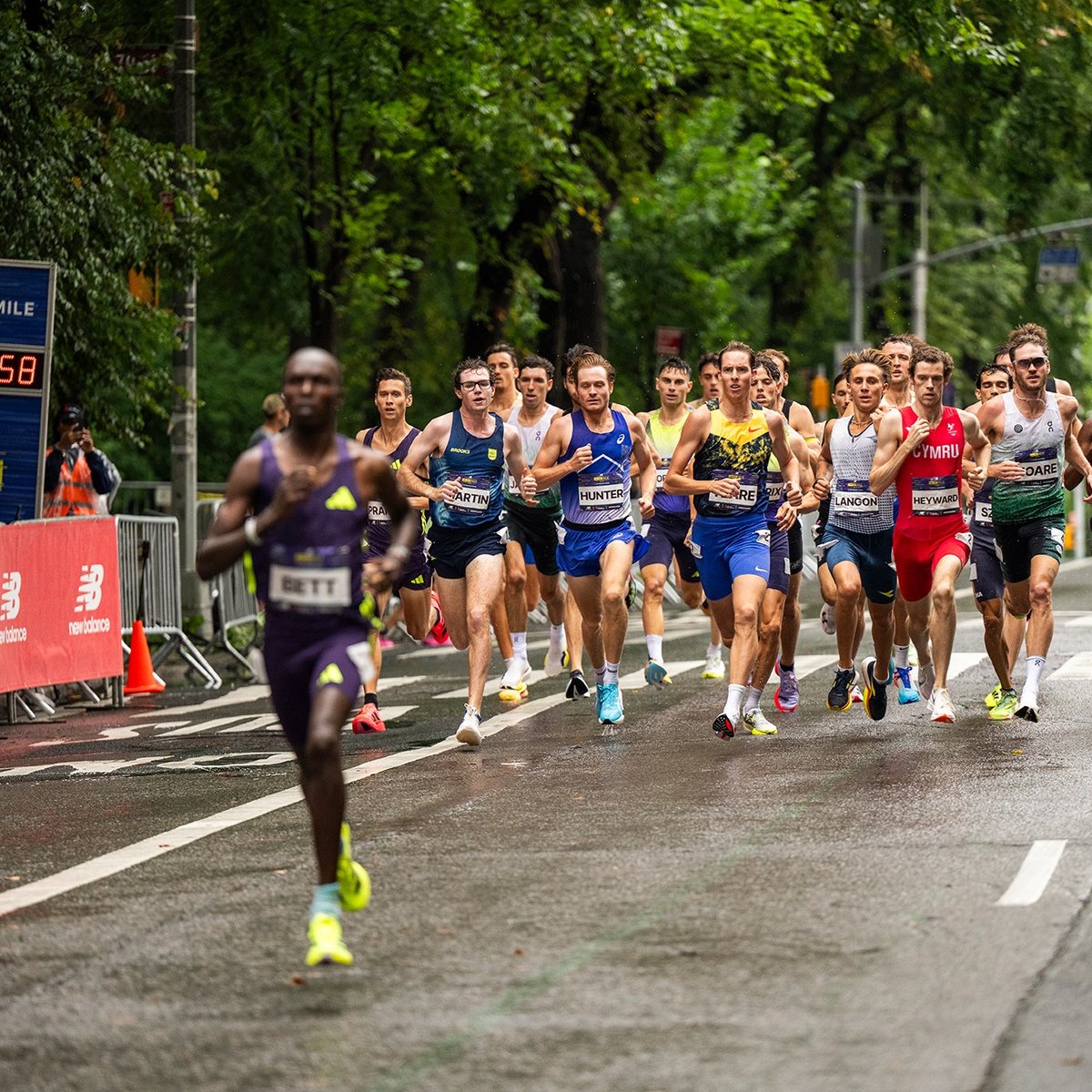 New Balance 5th Avenue Mile