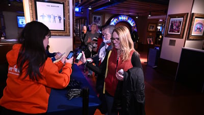 New York Road Runners members attended a special live taping of Set the Pace pre