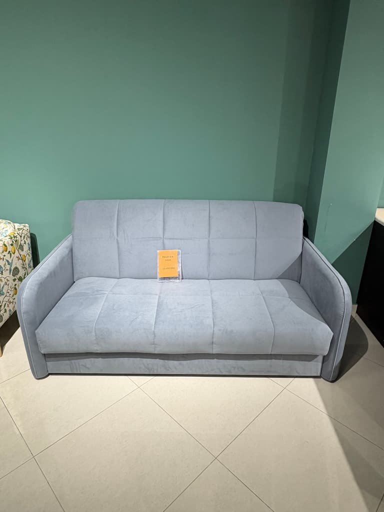 Диван