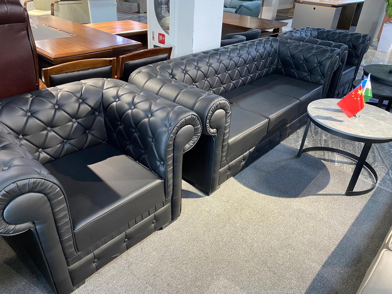LuxChest