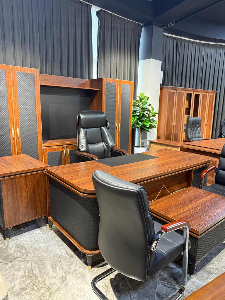 Office Lollecion