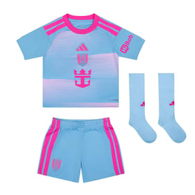 Kinder Fulham 2026/27 Third Set