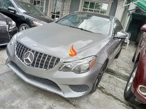 GREY MERCEDES BENZ E350 4MATIC 2014