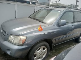 BLUE TOYOTA HIGHLANDER 4WD 2005