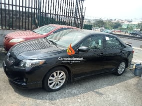 BLACK TOYOTA COROLLA SPORT 2020