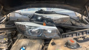 2006 BMW Headlight E90 