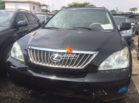 A clean 2008 black lexus RX350 