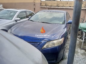 BLUE TOYOTA CAMRY LE 2007