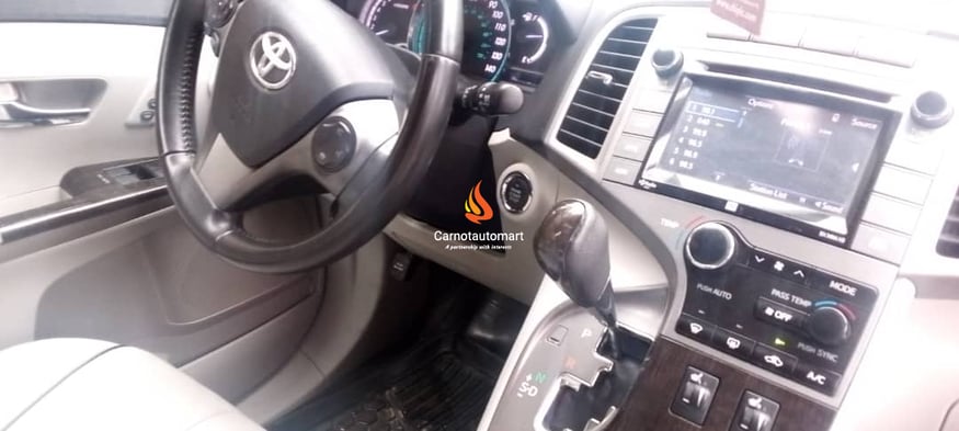 2014 Black Toyota Venza Automatic