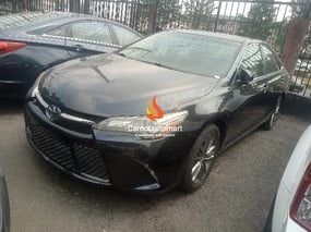 BLACK TOYOTA CAMRY 2015