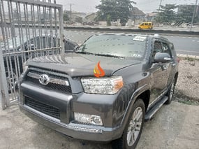 GREY TOYOTA 4-RUNNER LIMITED 2012