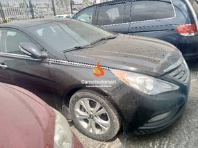 BLACK HYUNDAI SONATA LIMITED 2012