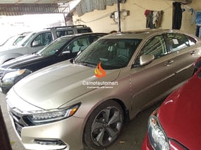 GOLD HONDA ACCORD SPORT 2.0T 2020