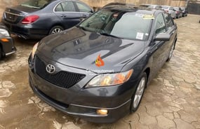 GREY TOYOTA CAMRY 2010 Automatic