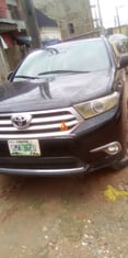 A neat 2012 registered Toyota Highlander  