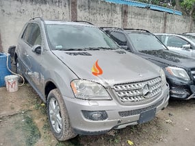 SILVER MERCEDES BENZ ML350 4-MATIC 2008