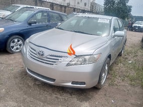 SILVER TOYOTA CAMRY CE 2008