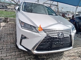 WHITE LEXUS RX350 2017