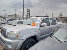 SILVER TOYOTA TACOMA V6 SR5 2010