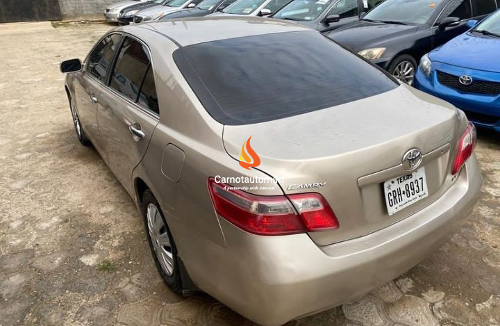 GOLD TOYOTA CAMRY LE 2008 Automatic
