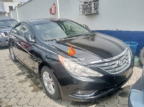 BLACK HYUNDAI SONATA 2012