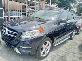 BLUE MERCEDES BENZ GL E350 4MATIC 2017