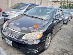 BLACK TOYOTA COROLLA SPORT 2007