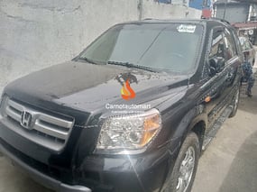 BLACK HONDA PILOT 2008