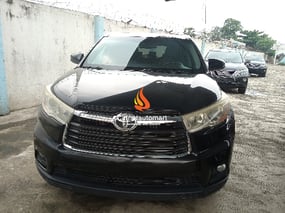 BLACK TOYOTA HIGHLANDER XLE 2014