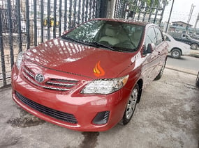 RED TOYOTA COROLLA LE 2013