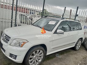 WHITE MERCEDES BENZ GLK350 2012