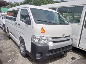 WHITE TOYOTA HIACE BUS STANDARD ROOF 2014