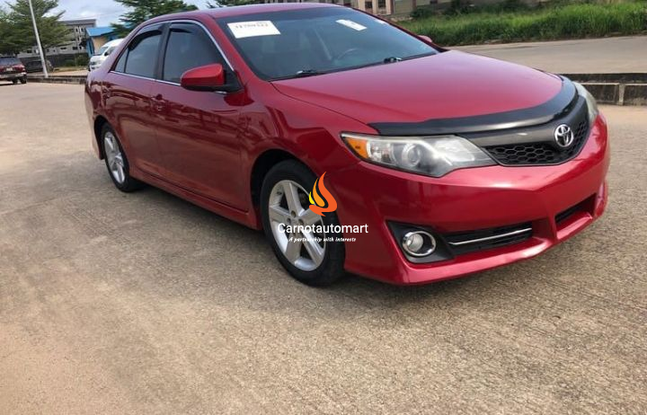 RED TOYOTA CAMRY SE 2013 automatic