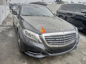 GREY MERCEDES BENZ S550 4-MATIC 2015