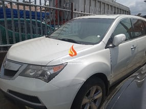 WHITE ACURA MDX SH-AWD 2010