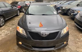 GREY TOYOTA CAMRY 2009 Automatic