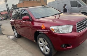 RED TOYOTA HIGHLANDER LIMITED 2010